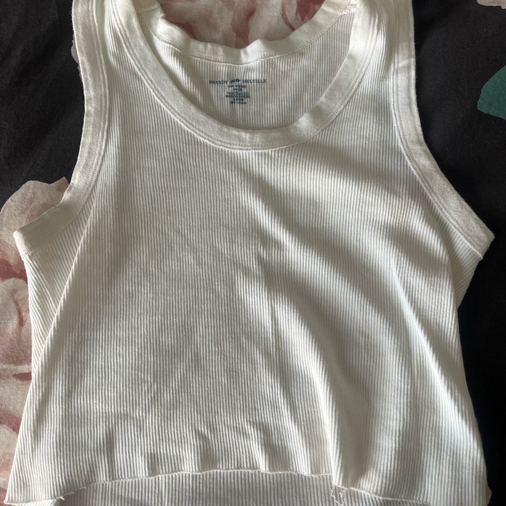 brandy melville white crop top